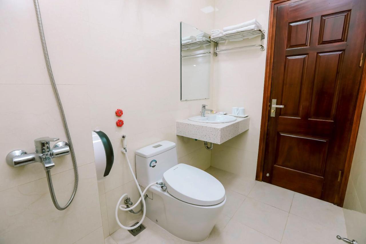 Manarola Hotel Bai Chay Ha Long Exterior photo
